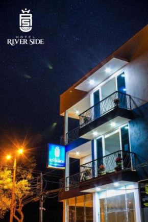  Hotel River Side  Сан Мартин
